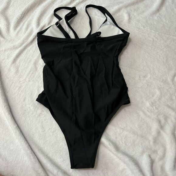 Women's Tummy Control Mesh Accent Sexy One Piece Bathing Suit. Size Small. Black - Picture 7 of 9